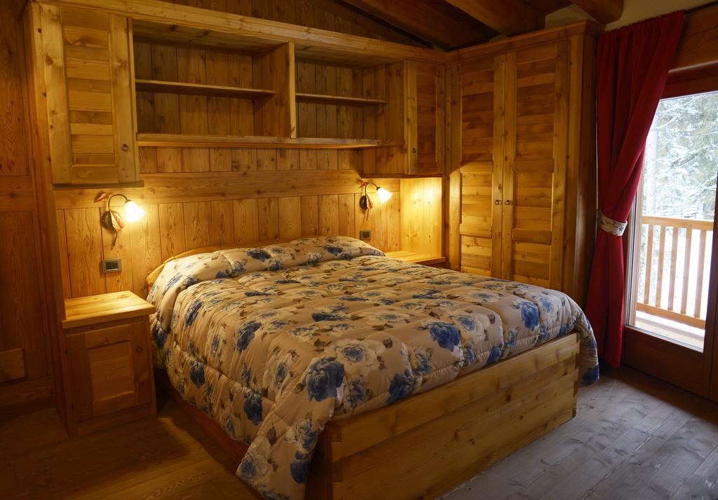 Le Nid De L'Aigle Hotel Champoluc Værelse billede